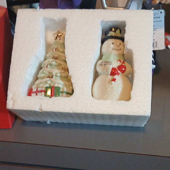 Lenox Holiday Snowman and Tree Ornament Set - SALT & PEPPER SET NEW IN BOX - Picture 1 of 3